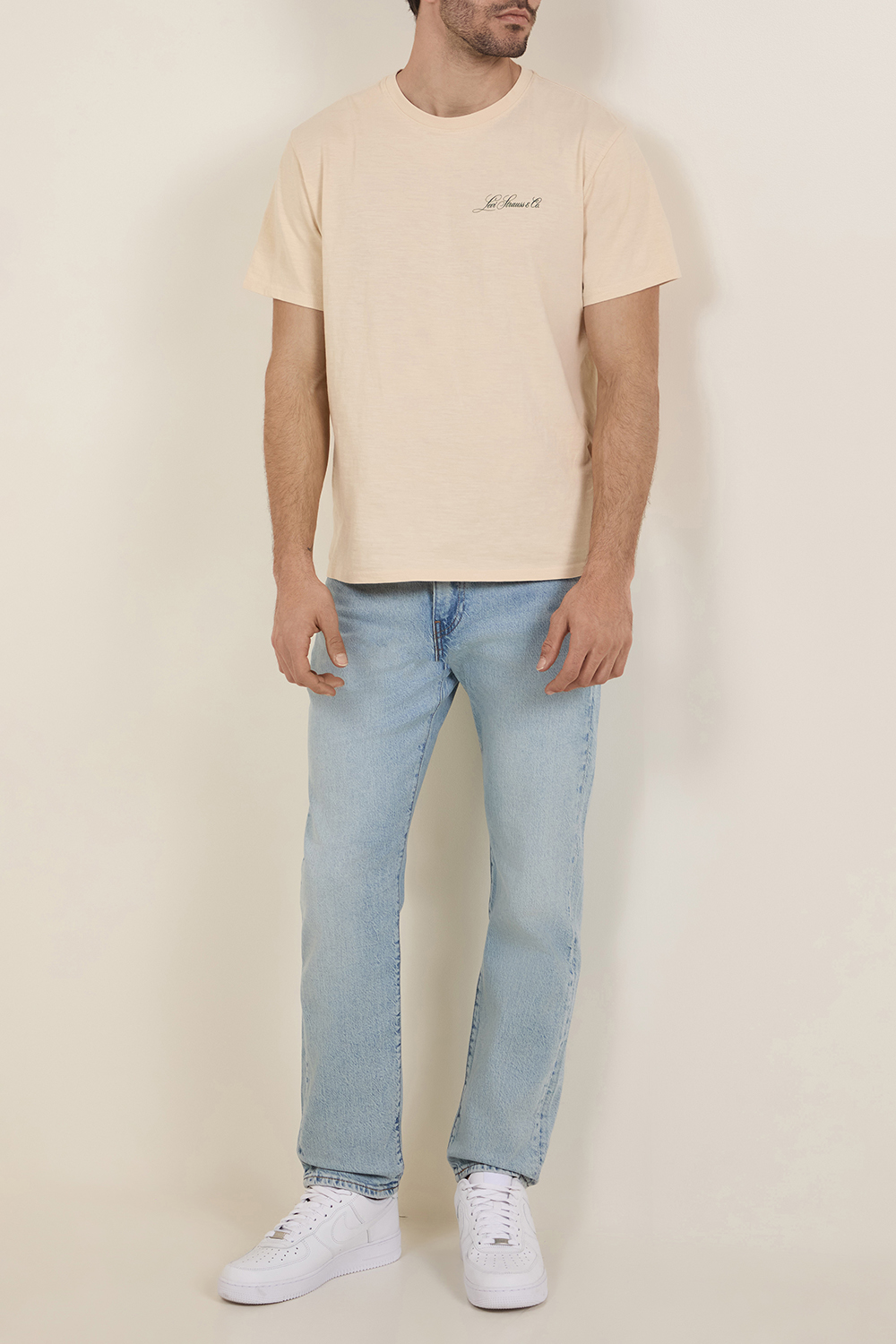 מכנסי ג'ינס טאפר 502 בגזרה ישרה